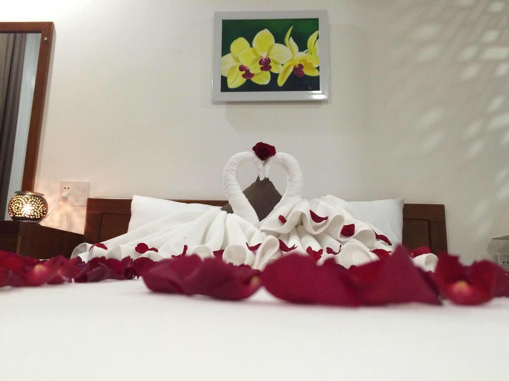 Ocean Flower Hotel Дананг Екстер'єр фото